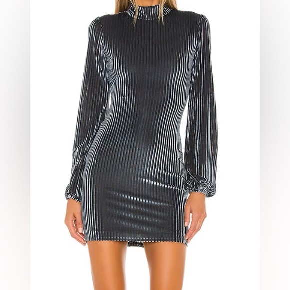 Lovers + Friends Dresses & Skirts - Lovers + Friends Long-Sleeve Mini Dress